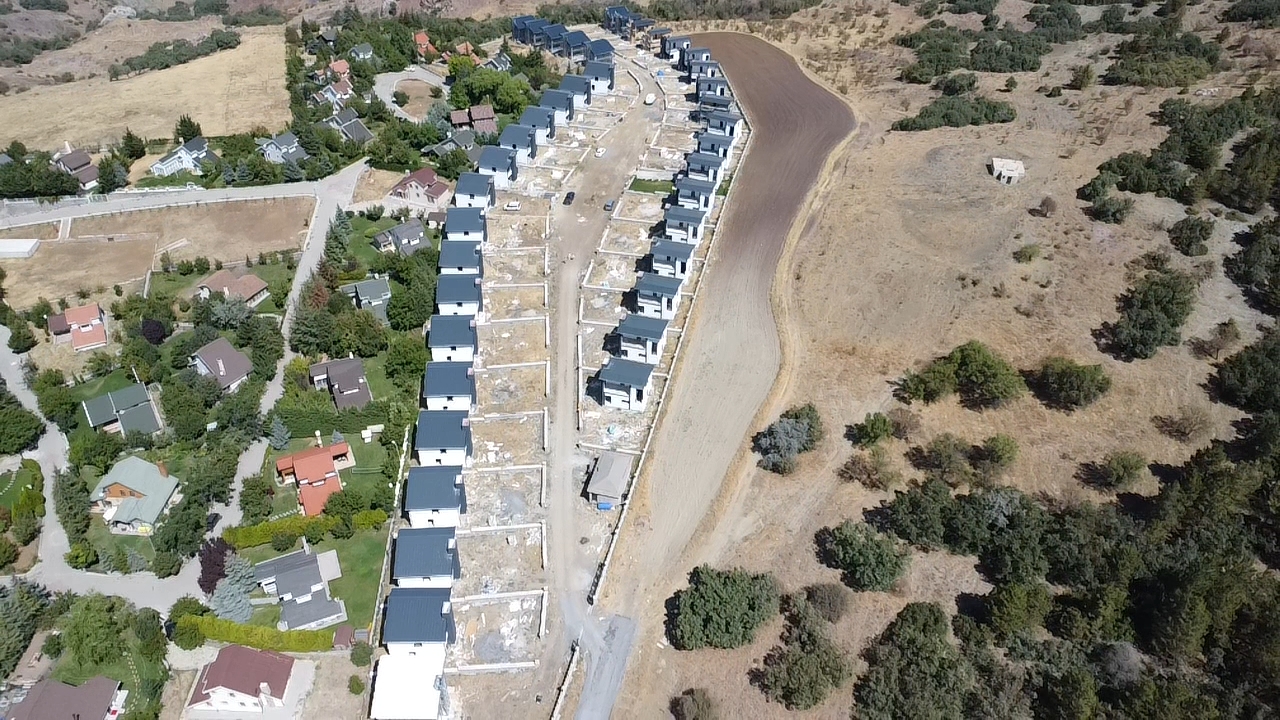 BEYNAM ORMANLARI 39 VİLLA ÇATI - CEPHE KAPLAMA